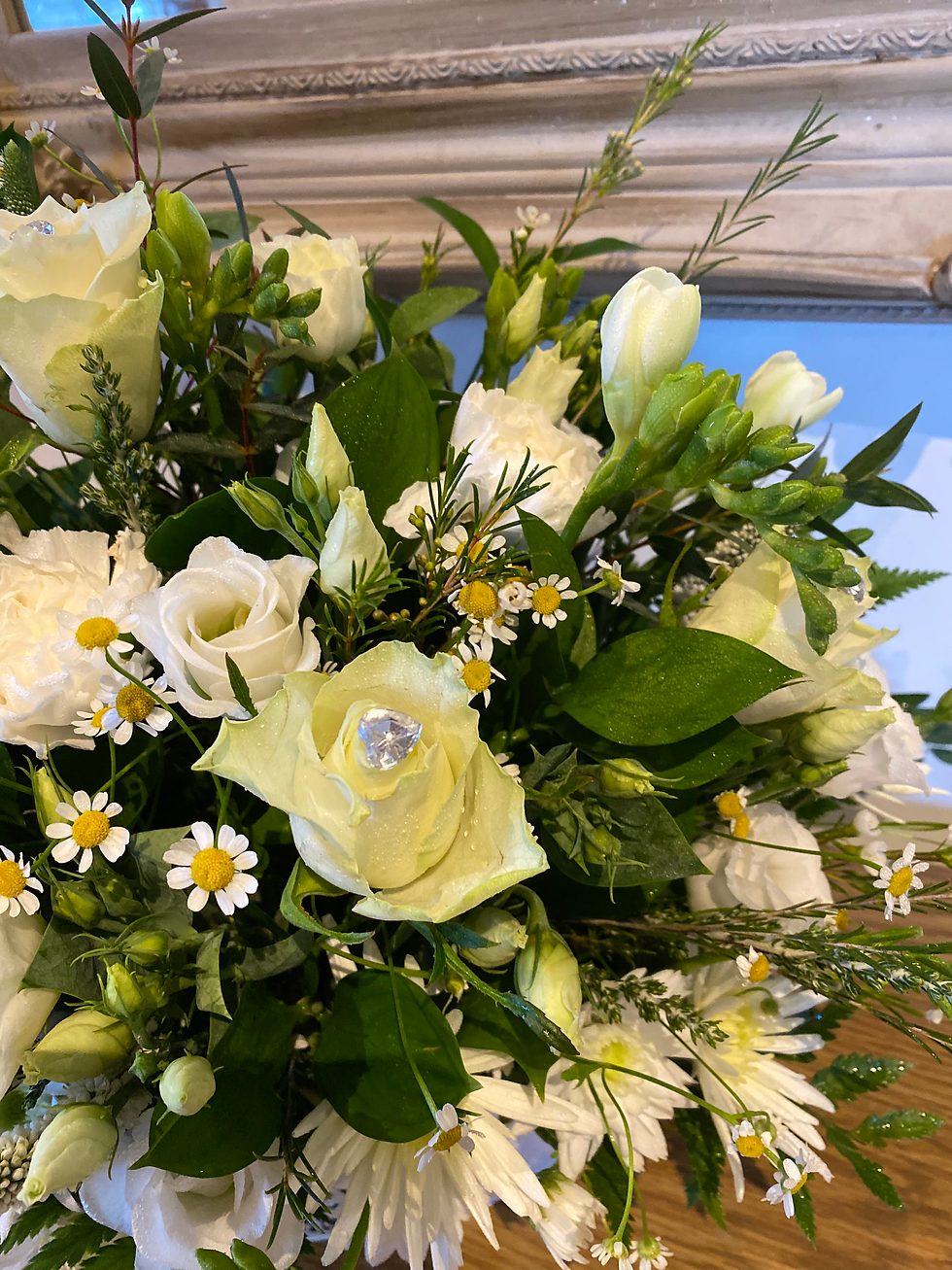 Thumbnail: Gorgeous white planter arrangement 