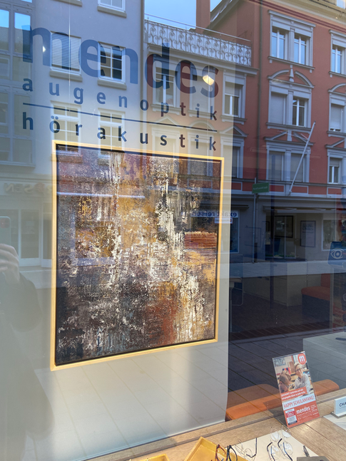 Mendes Optik
Kunst im Geschäft
Memmingen series