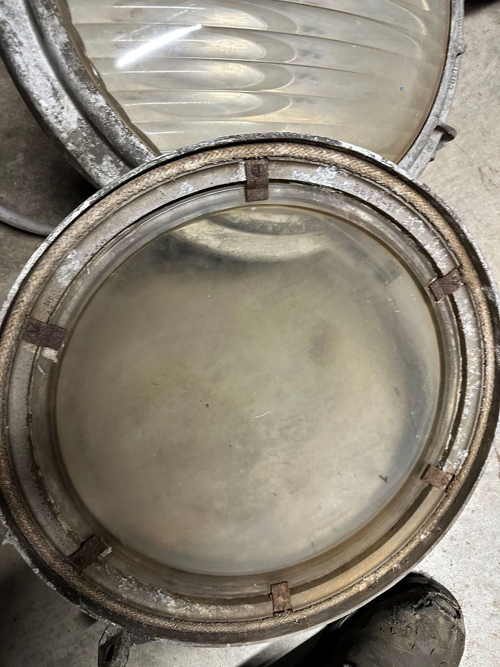 Thumbnail: Crouse Hind ADE 16 Vintage Industrial Spotlight
