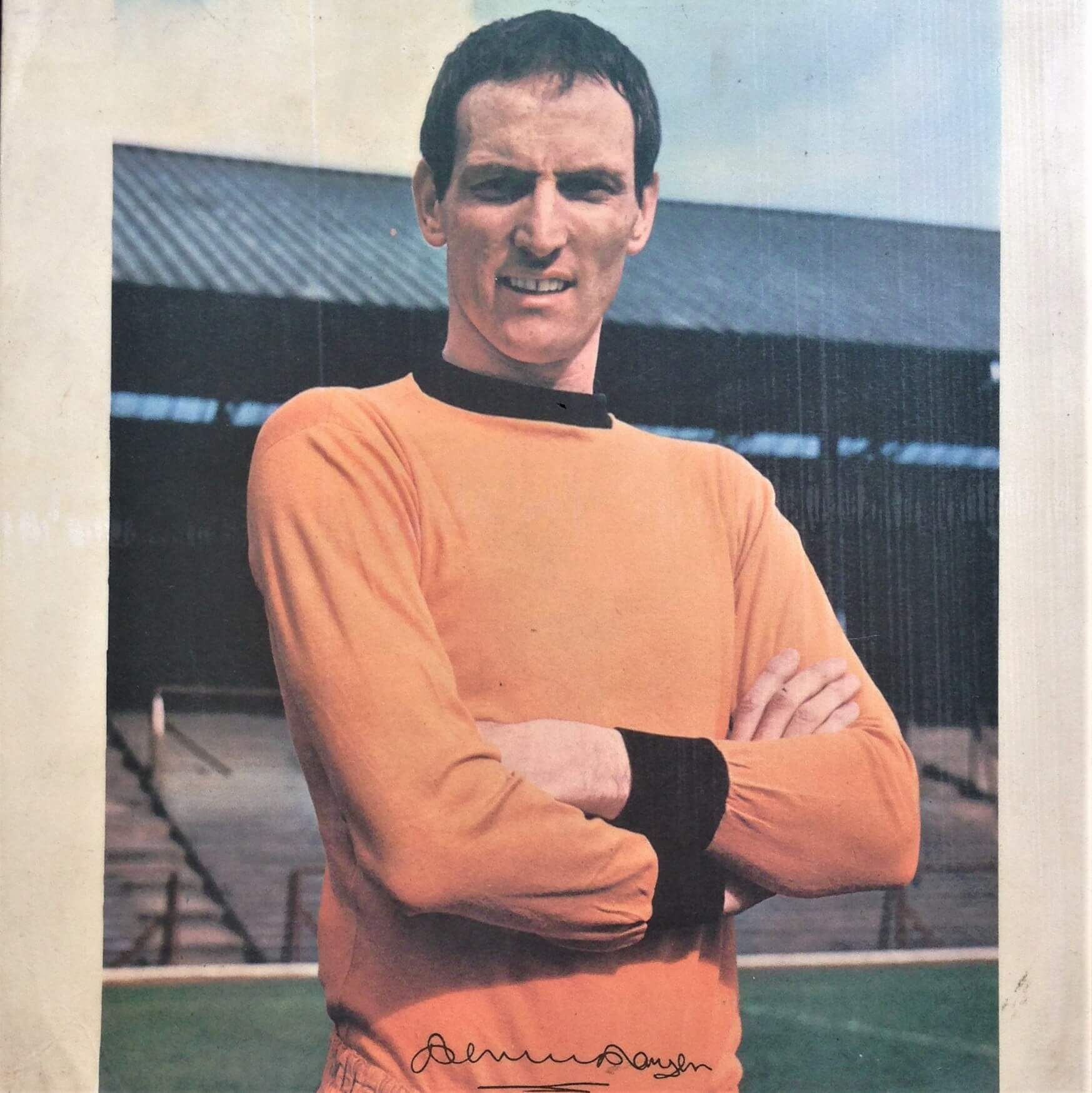 Wolverhampton Wanderers - Derek Dougan