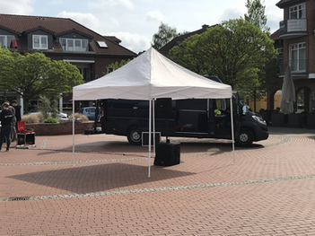aufbau pavillon weiss open air messe veranstaltung transport kurier kurierdienst weyhe leeste dreye