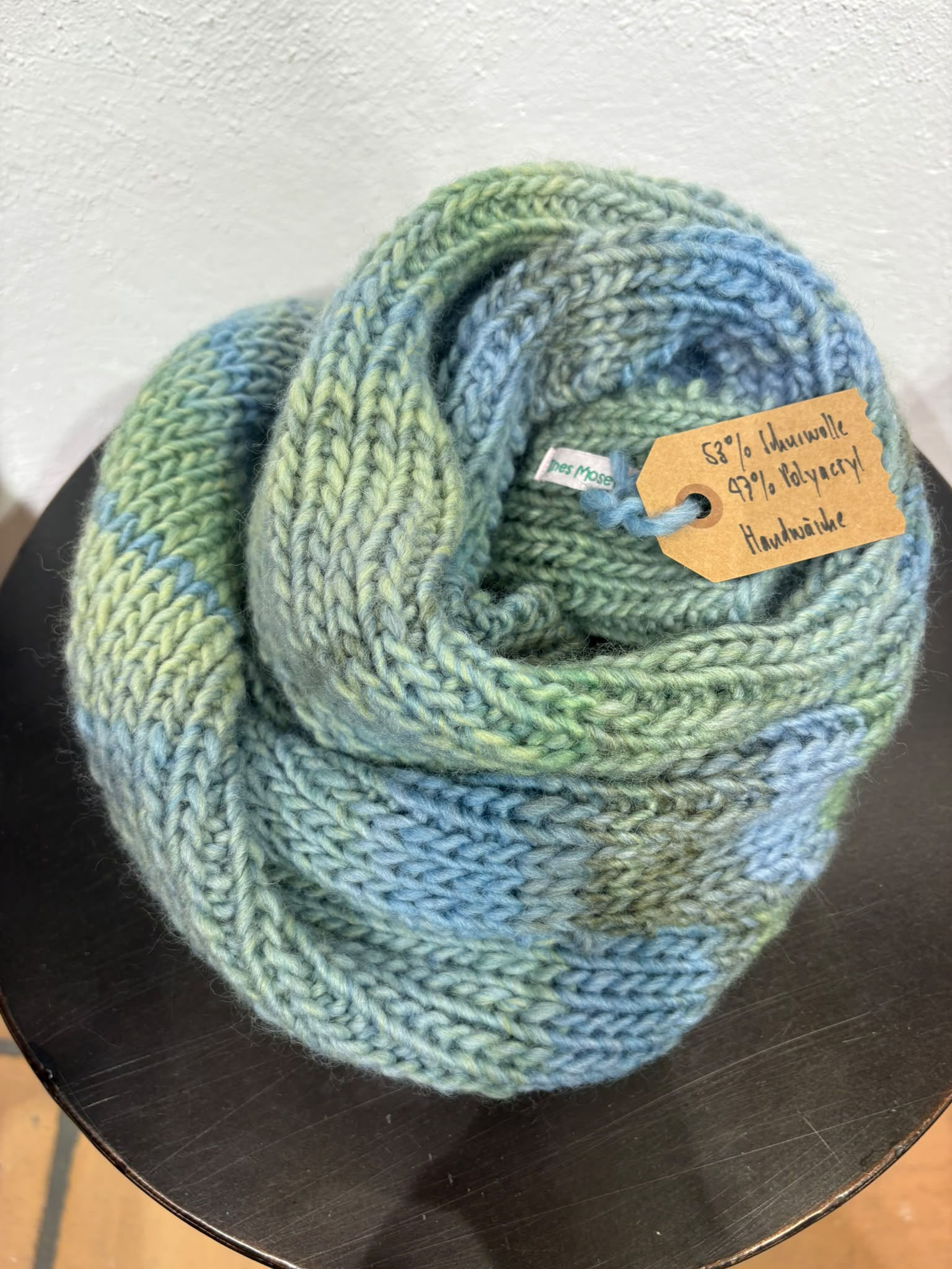 Schal, handgestrickt
