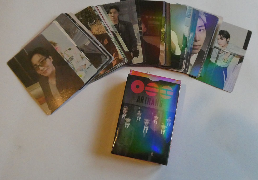 섬네일: KPOP GLOBAL BOY BAND RED ARIRANG LASER LOMO CARDS 3
