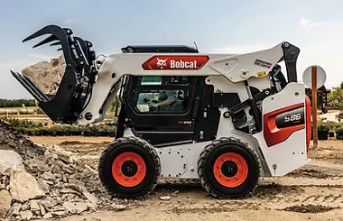 bobcat-s86-skid-steer-loader-industrial-grapple-0486-092023-hero.webp