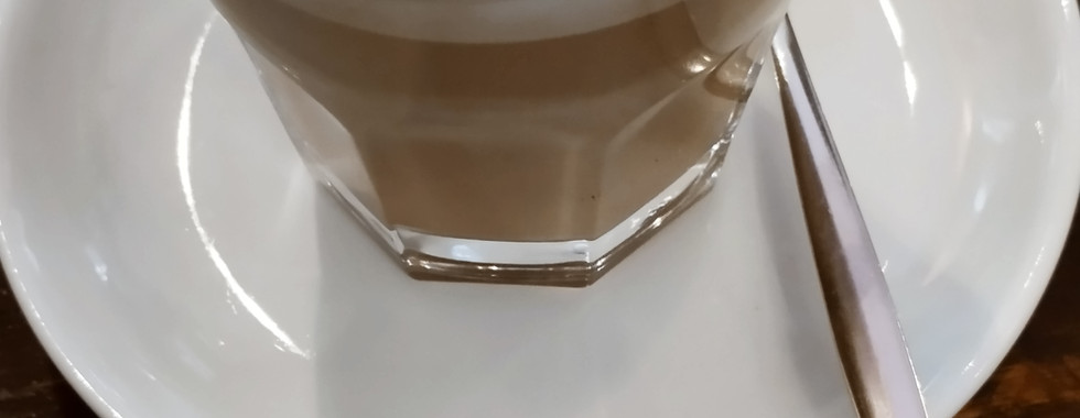 BERLIN. Mauna Kea - Frühstück Latte Macchiato