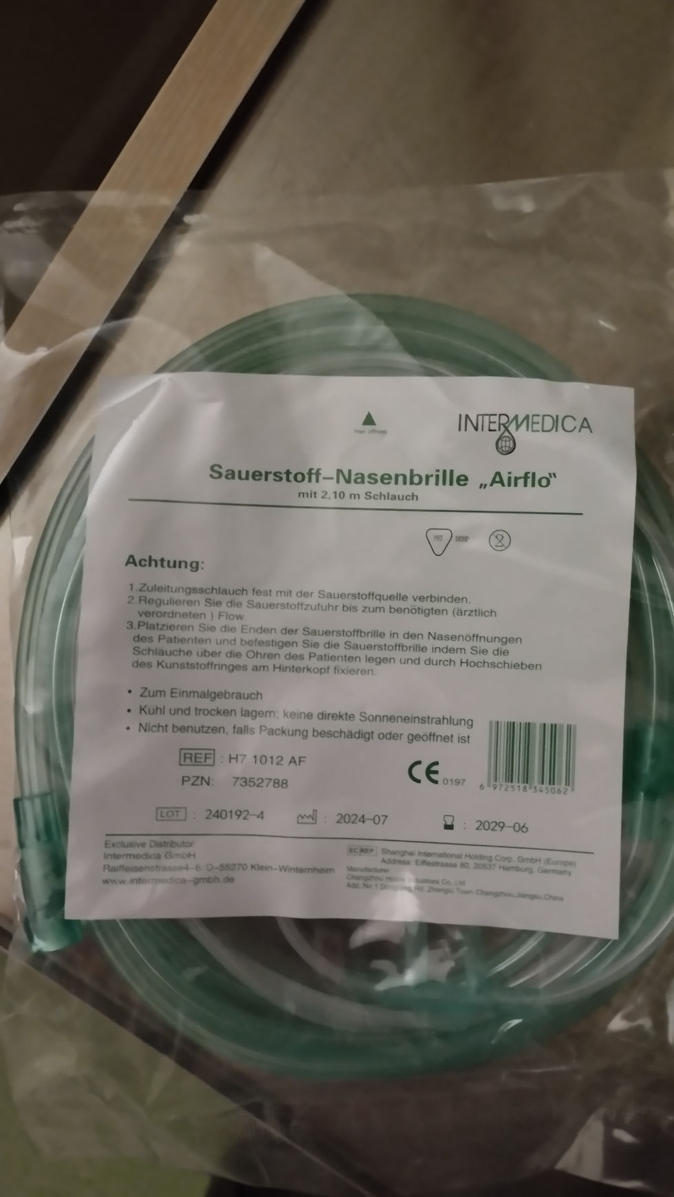 12 von 12: Oktober 2025 - 4 Tage im Schlaflabor. Alles wird verkabelt ... (Bild 8)