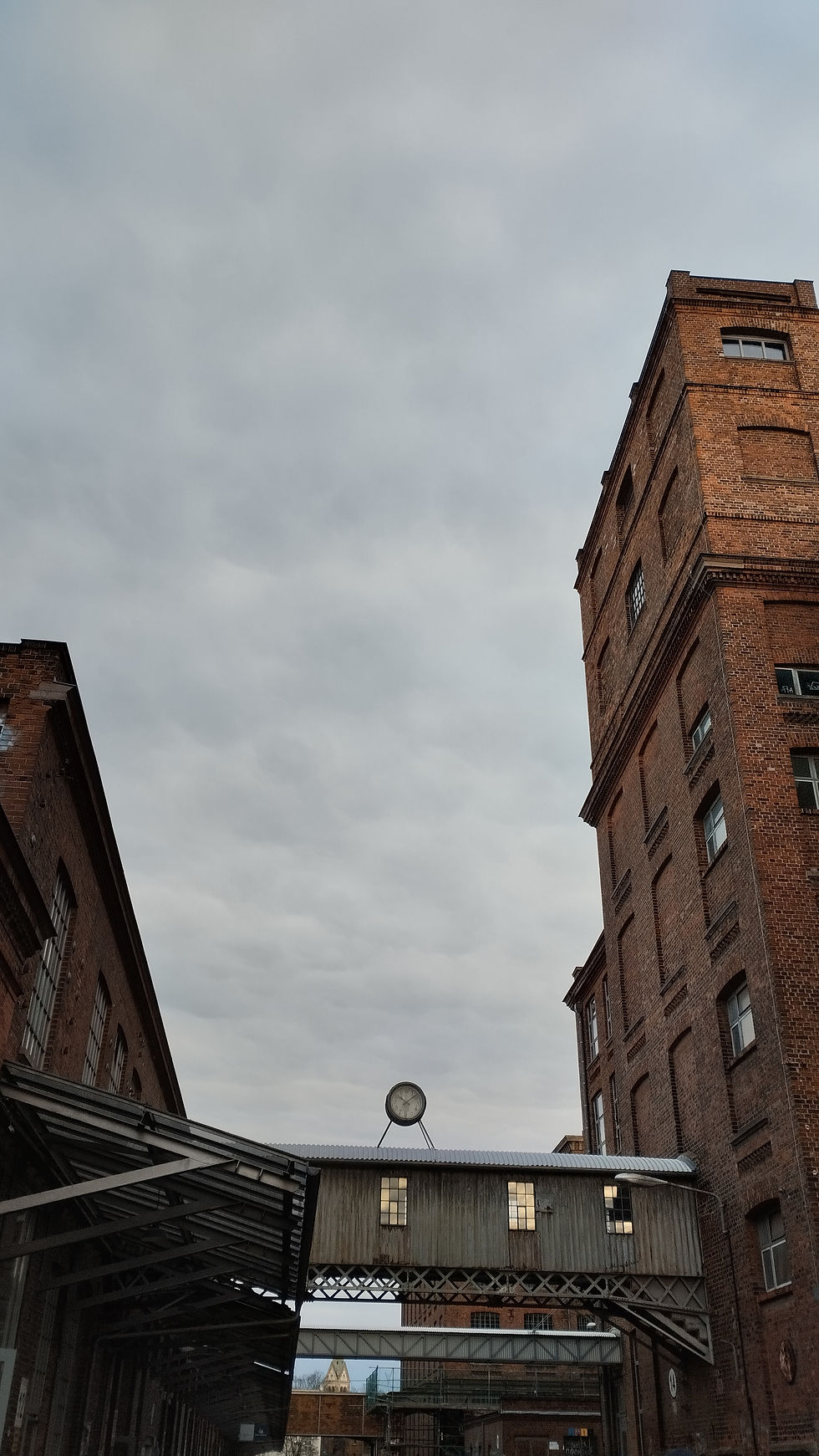 Leipzig – von „Klein-Paris“ zum „Klein-Berlin“. Szeneviertel Plagwitz - - Baumwollspinnerei