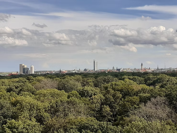 Leipzig – von „Klein-Paris“ zum „Klein-Berlin“. Rosental - Ausblick vom Wackelturm