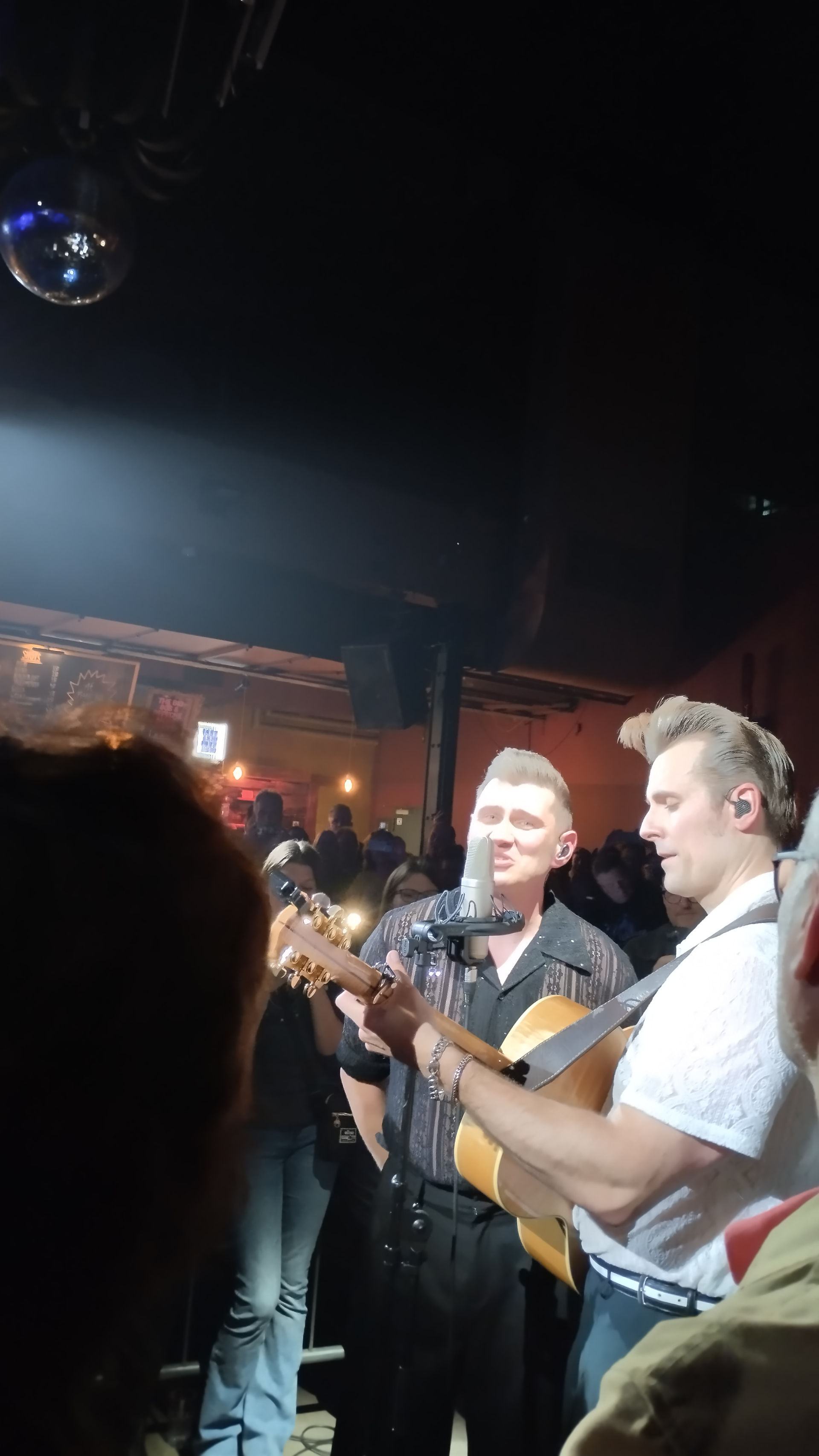 Event-Update 1.0. The Baseballs -Sam & Basti