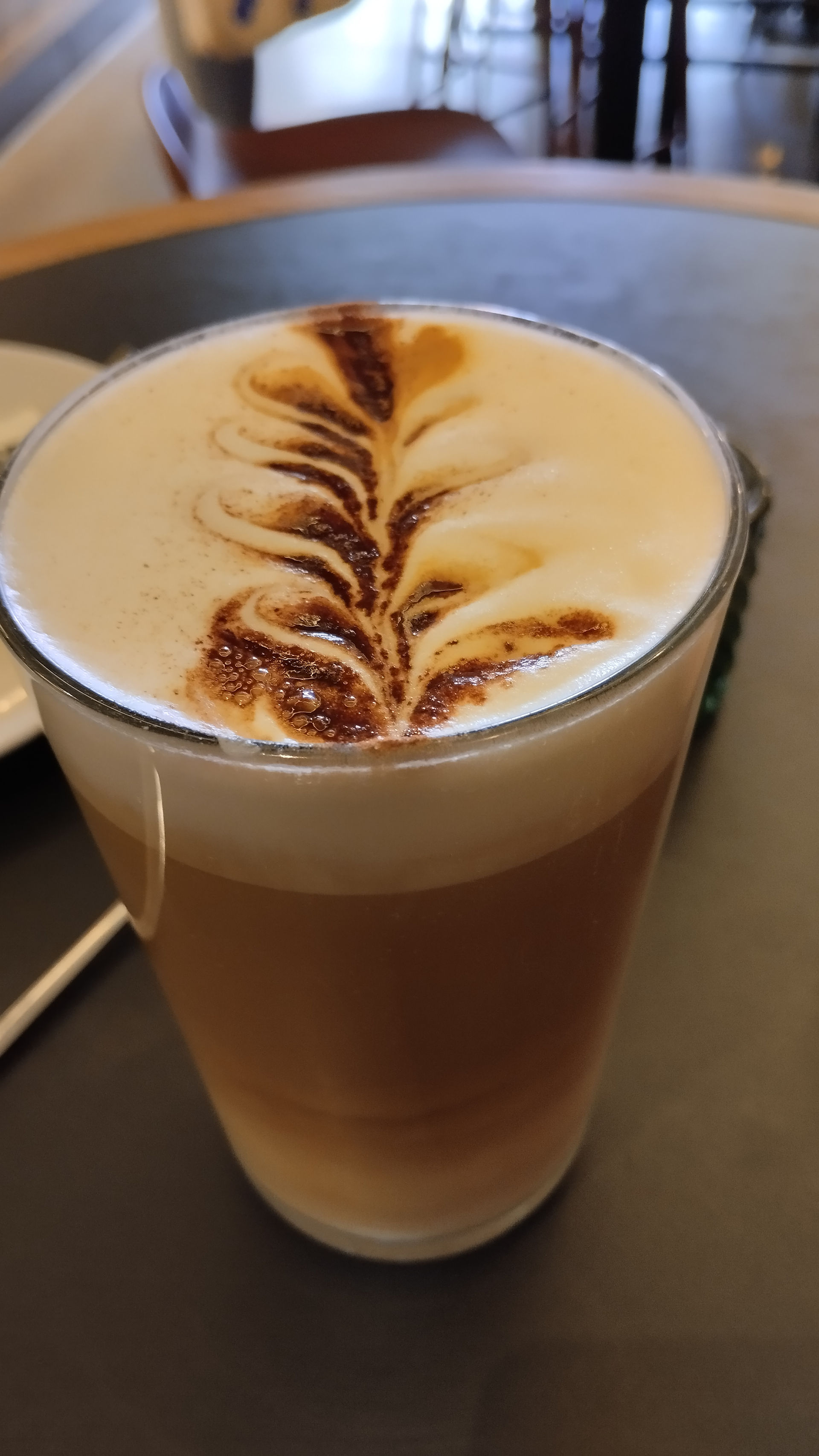 Kulinarisches aus Bayern. Kaffee trinken im Dinzler