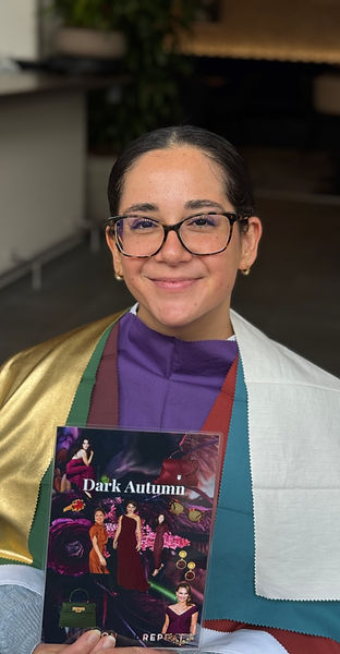 woman having her speed colour analysis done