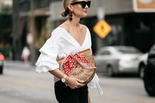 Straw bags ή αλλιώς ψάθινες τσάντες...είστε έτοιμες να τις βάλετε στην γκαρνταρόμπα σας;