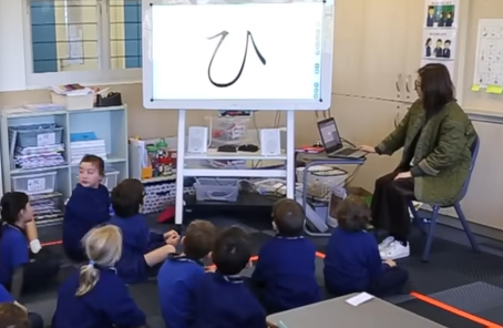 A English and Japanese Bilingual School in Australia
