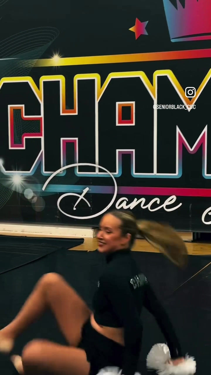 Thumbnail: Scotland Champion Zip Crop