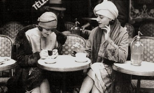 flappers%252520at%252520cafe%252520in%252520paris_edited_edited_edited_edited.jpg