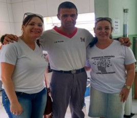 A EQUIPE DO JORNAL VISITA, JUNTO AOS ALUNOS DA DISCIPLINA ELETIVA “ABRACADABRA”, O CORPO DE BOMBEIRO