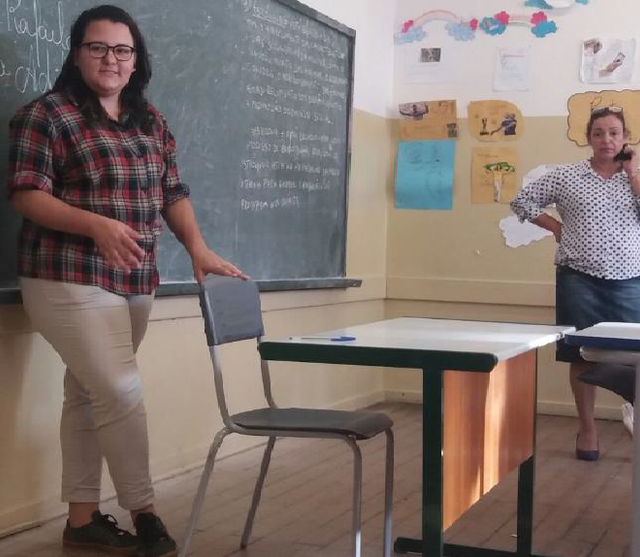 A NOSSA EX-ALUNA, ESCRITORA, AUTORA DO LIVRO SUBLIMES, RAFAELA FOGAÇA ORSI, VISITA A EQUIPE DO JORNA