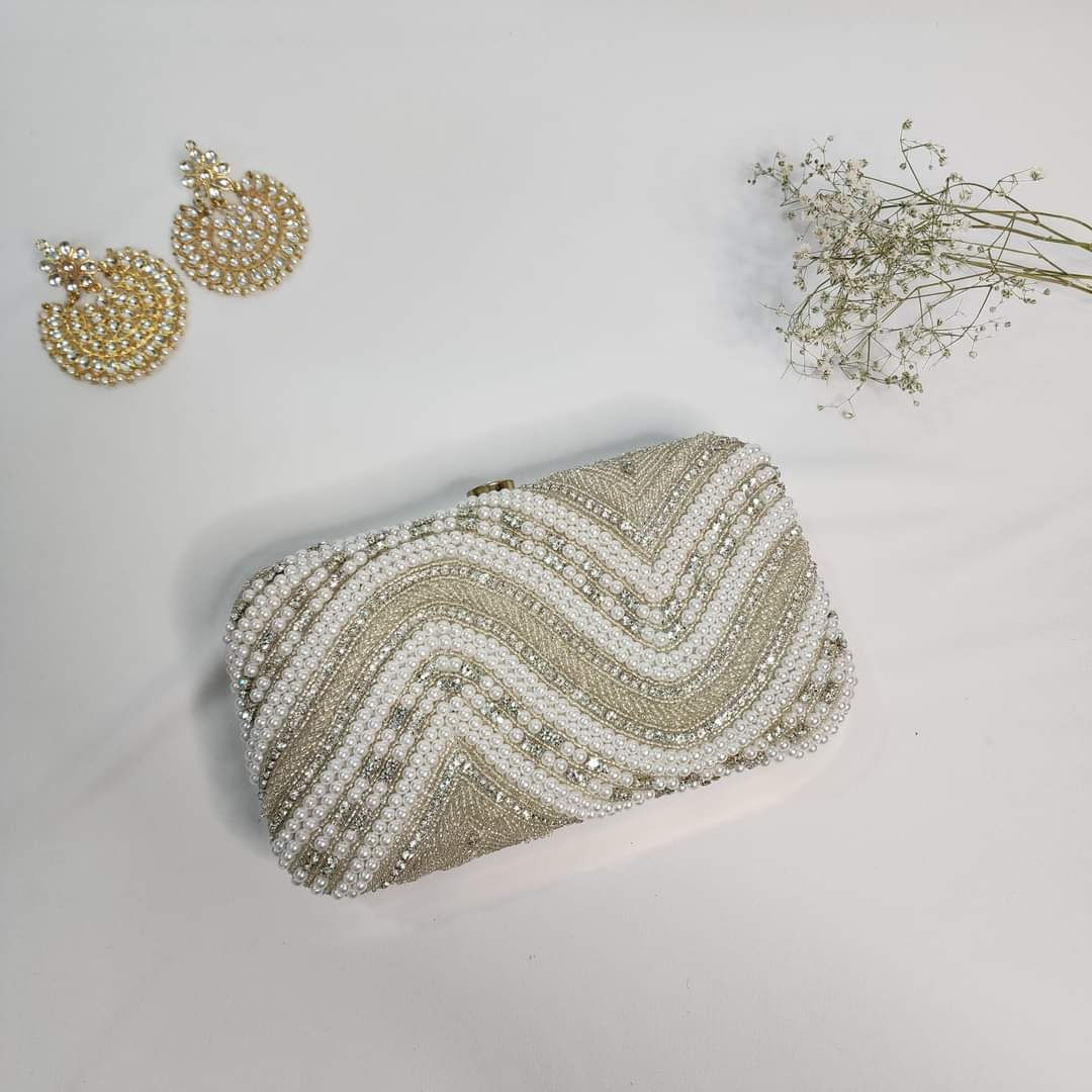 Rani Diamond & Pearl Clutch/Sling Bag