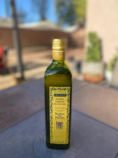 これぞ100%ピュアのorganic olive oil!