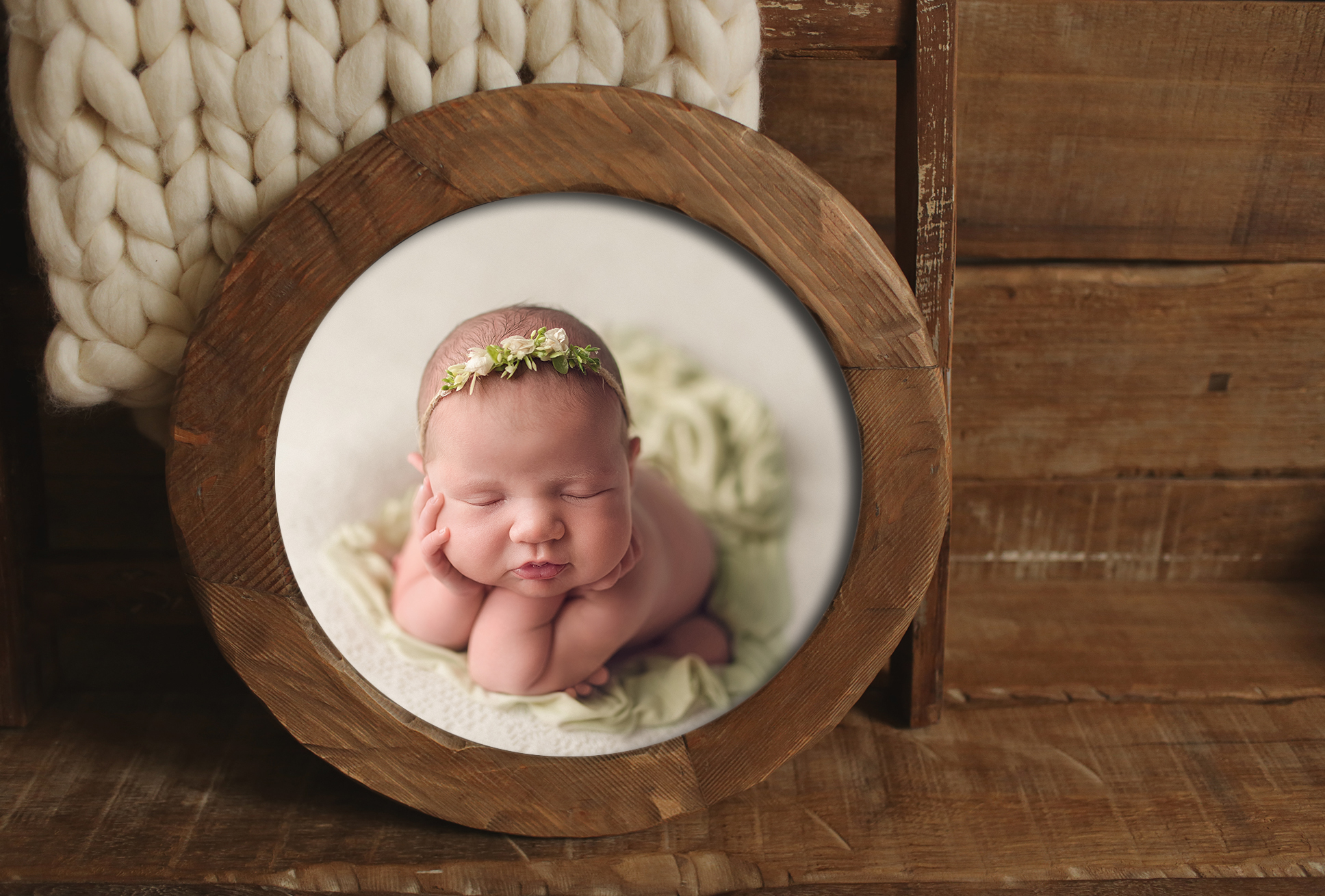 € 200 PHOTOBLOCK ROUND 40 CM FRAMED