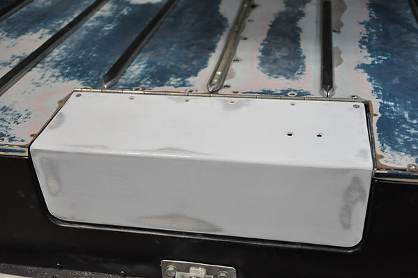 Aston_Martin_DB2_1241_2_B (2).JPG