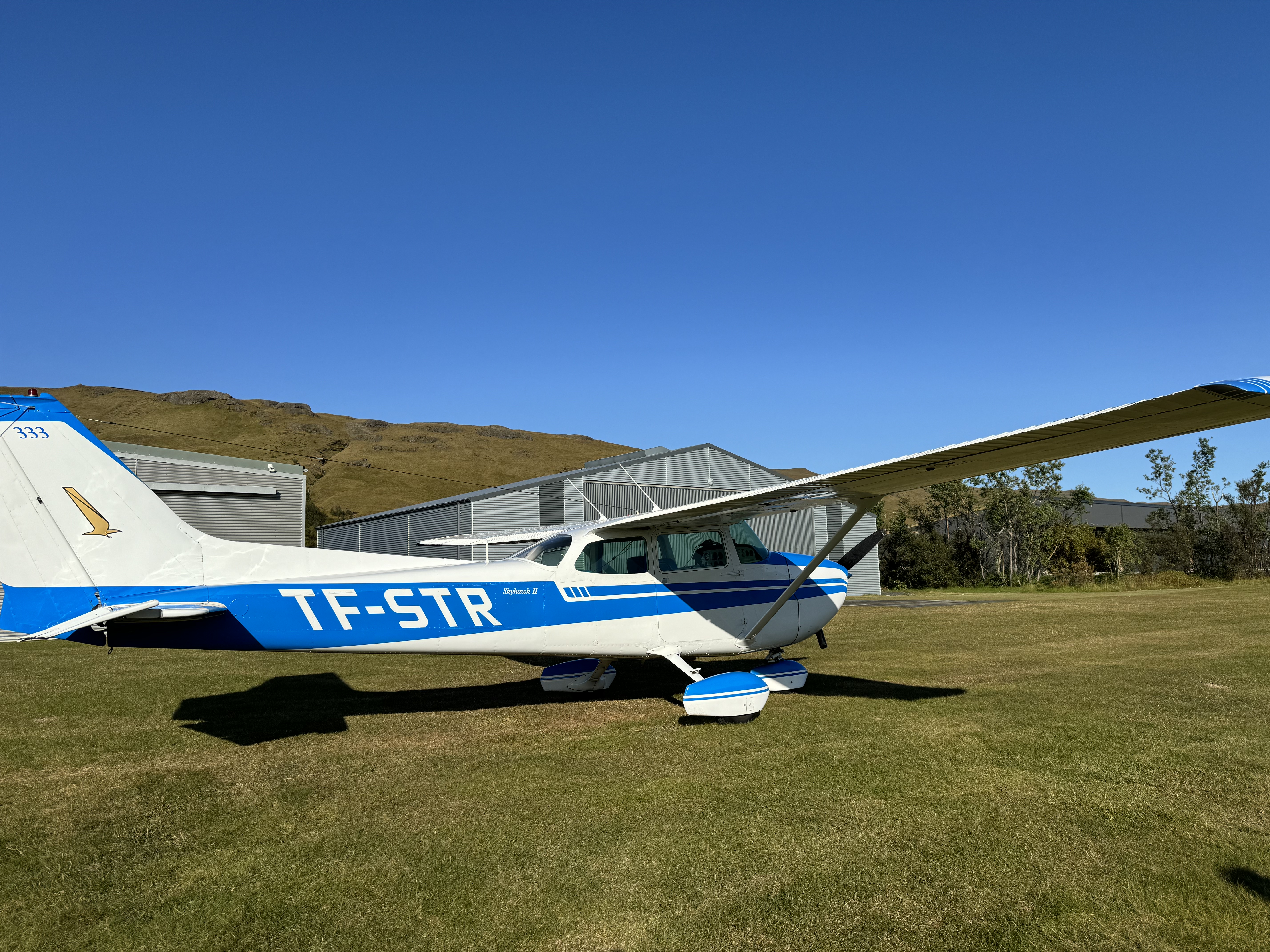 1975 Cessna 172M Hawk II, photo 1
