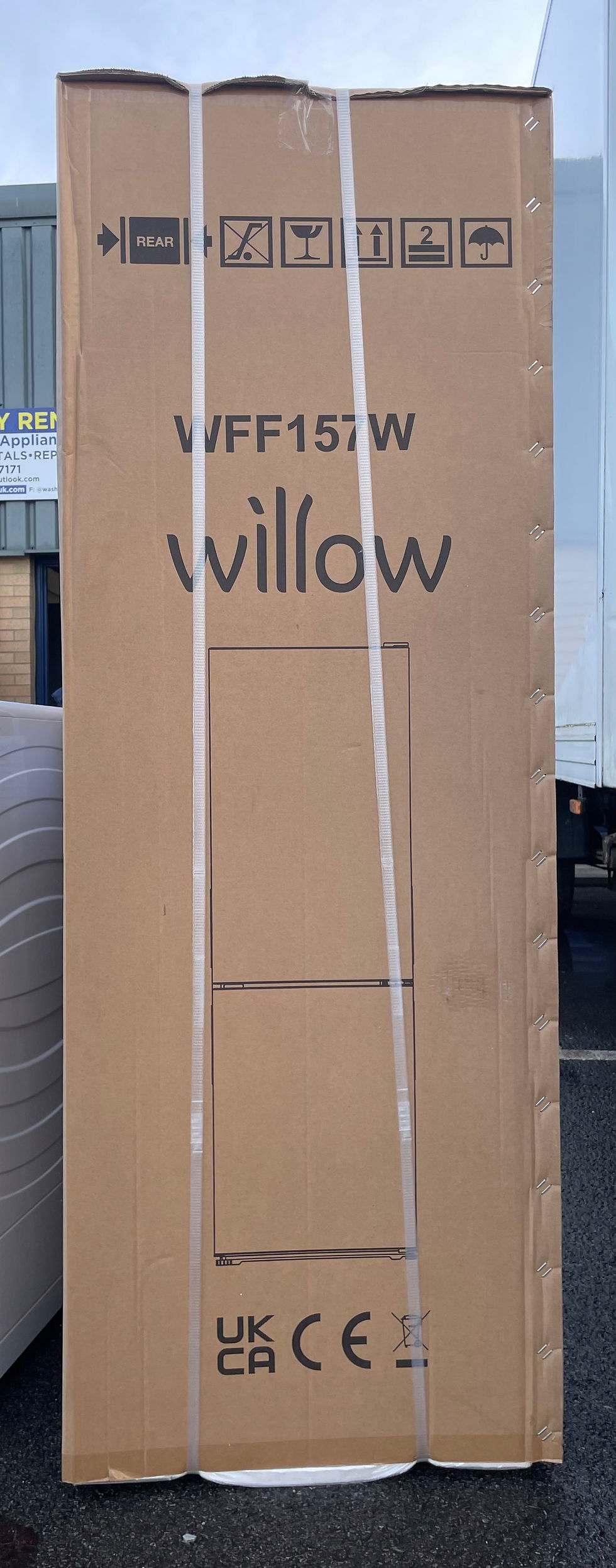 Thumbnail: WILLOW WFF157W Low Frost 60/40 Freestanding Fridge Freezer - White