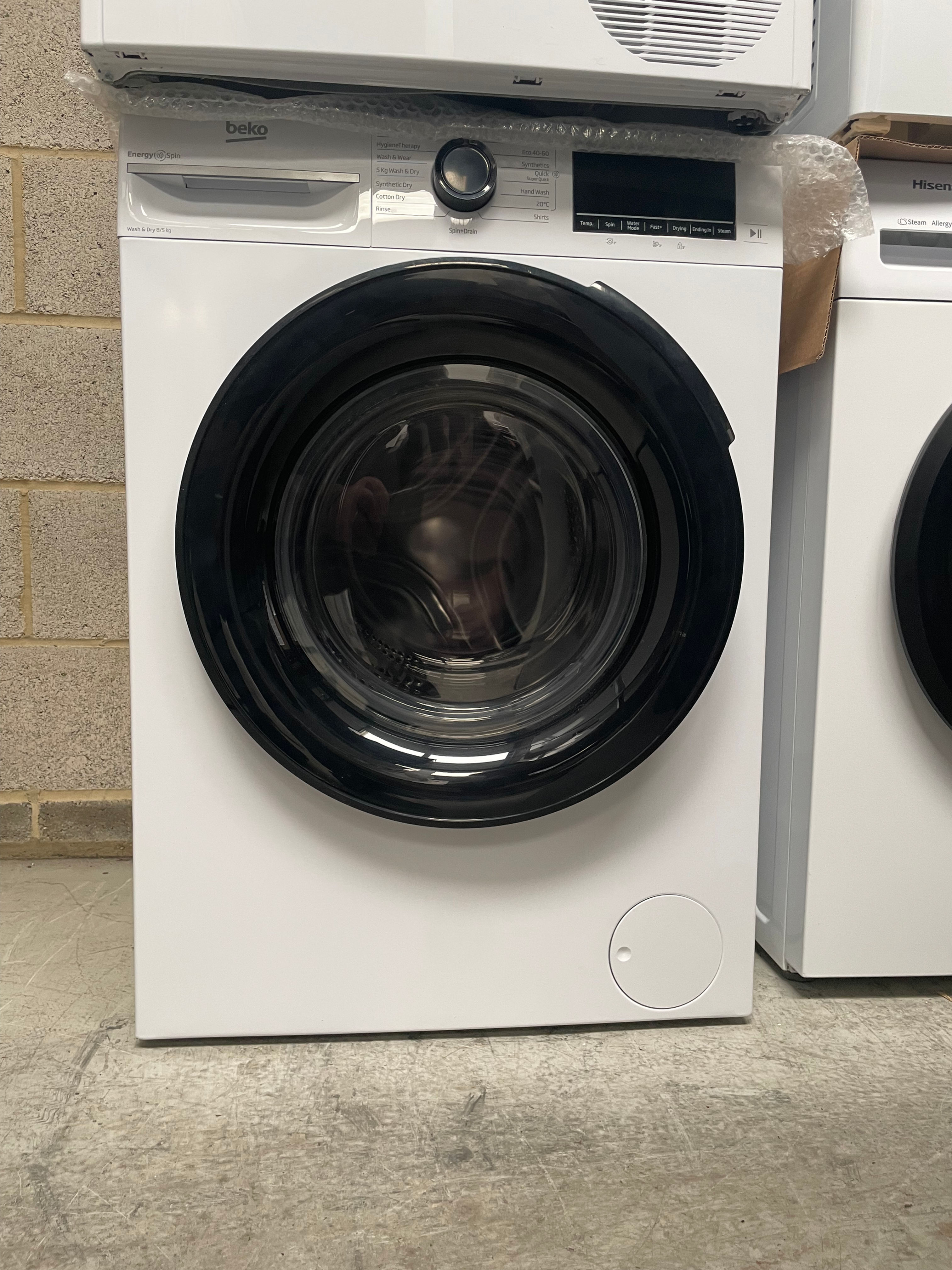 BEKO Pro BM3DT68342W 8 kg Washer Dryer - White