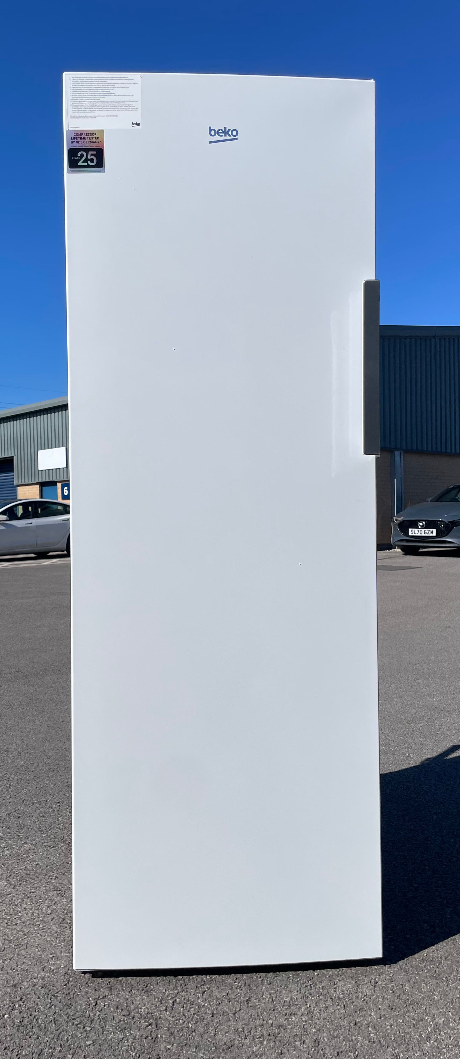NEW BEKO Pro FFP4671W Tall Freezer - White - Suitable for outbuildings.