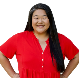 Caitlin - Headshot - 2022_edited.png