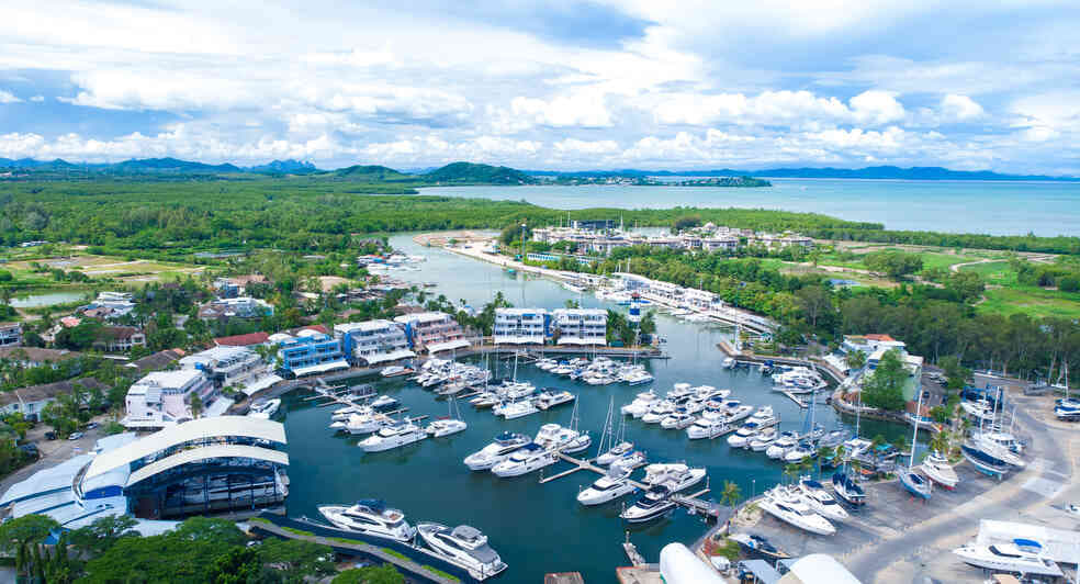 nh_boat_lagoon_phuket_resort_exterior_view_marina.jpg