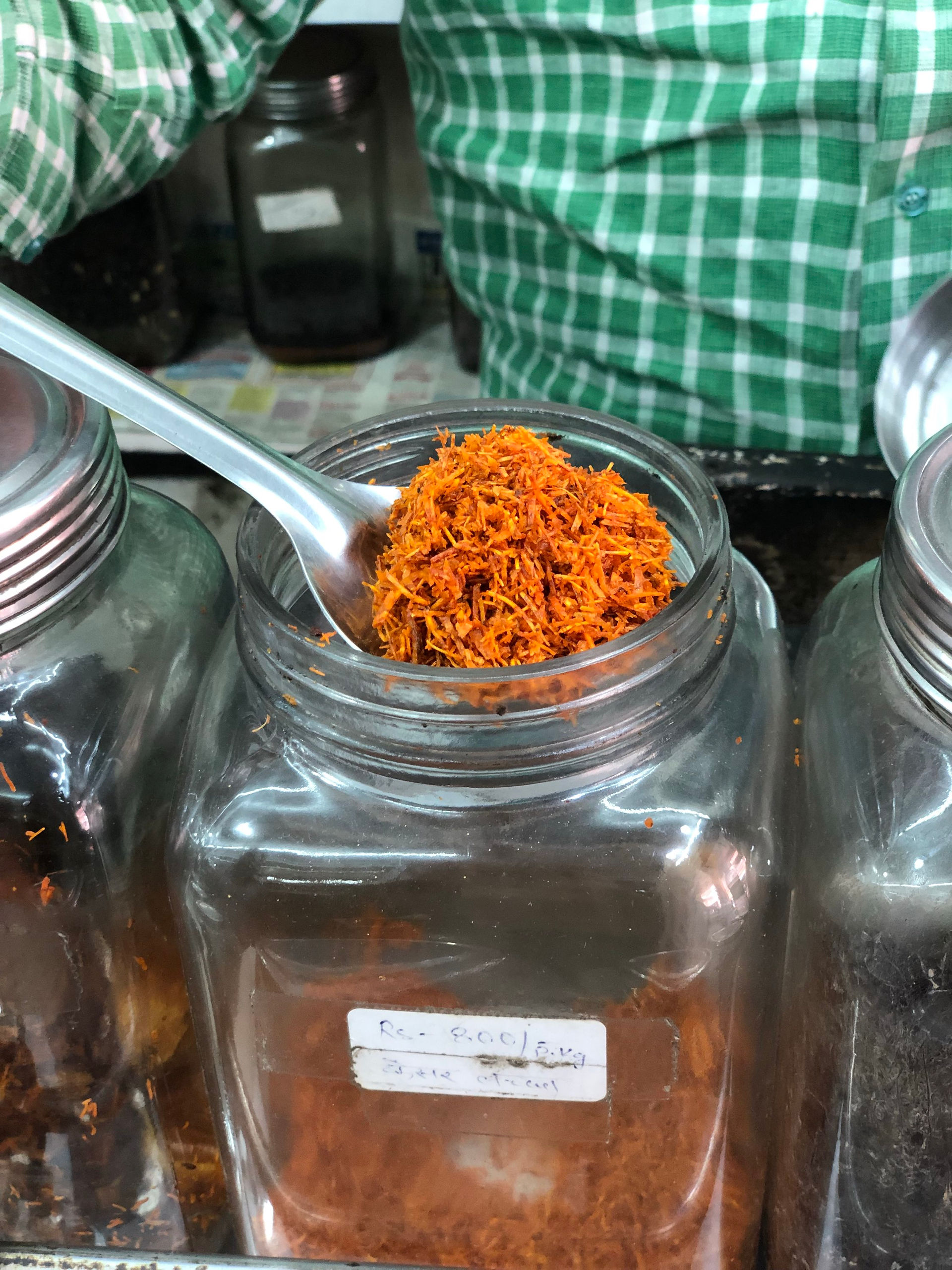 kesar laccha
