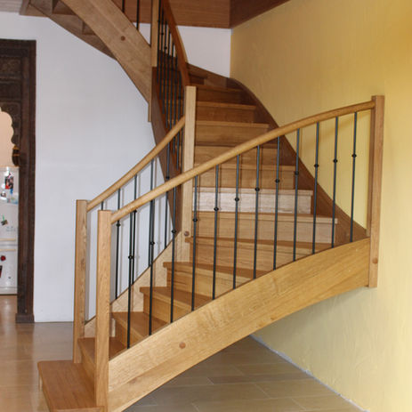 Escalier bois, escalier en bois, escaliers en chêne, moulures, escalier contemporain