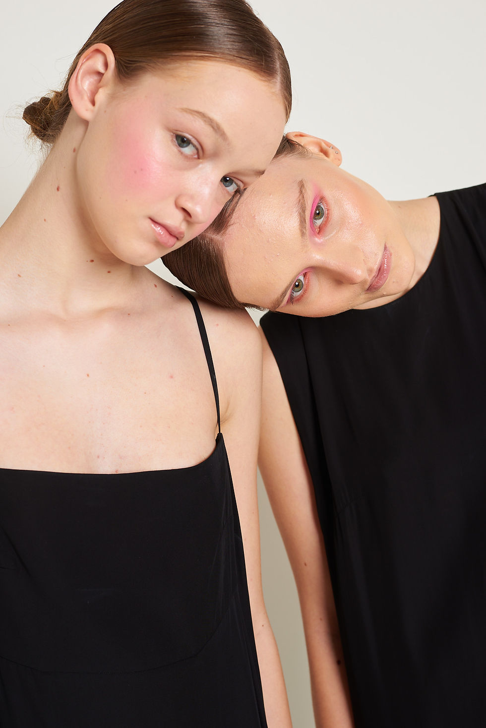 Thumbnail: Vestido 53 midi silk sem mangas