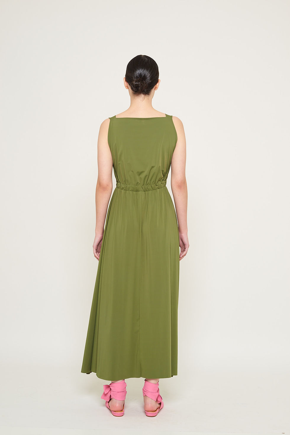 Miniatura: Vestido 08 midi fluity decote sem mangas