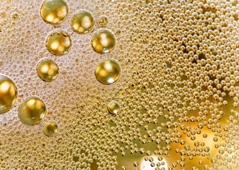 CHAMPAGNE / Copyright © Philippe Martineau, photographe culinaire & vidéaste culinaire célèbre à Paris. 
Studio équipé cuisine pour vos shooting au plein centre de Paris, quartier Louvre.
Professionnel reconnu depuis 20 ans pour son style impactant et lumineux, il a été récompensé par 12 prix internationaux. 
Portraits de Chefs, vignerons, sommeliers, barmen & corporate. Photos produits, verrerie, cocktails, reportages, vidéos institutionnelles et REELS Instagram