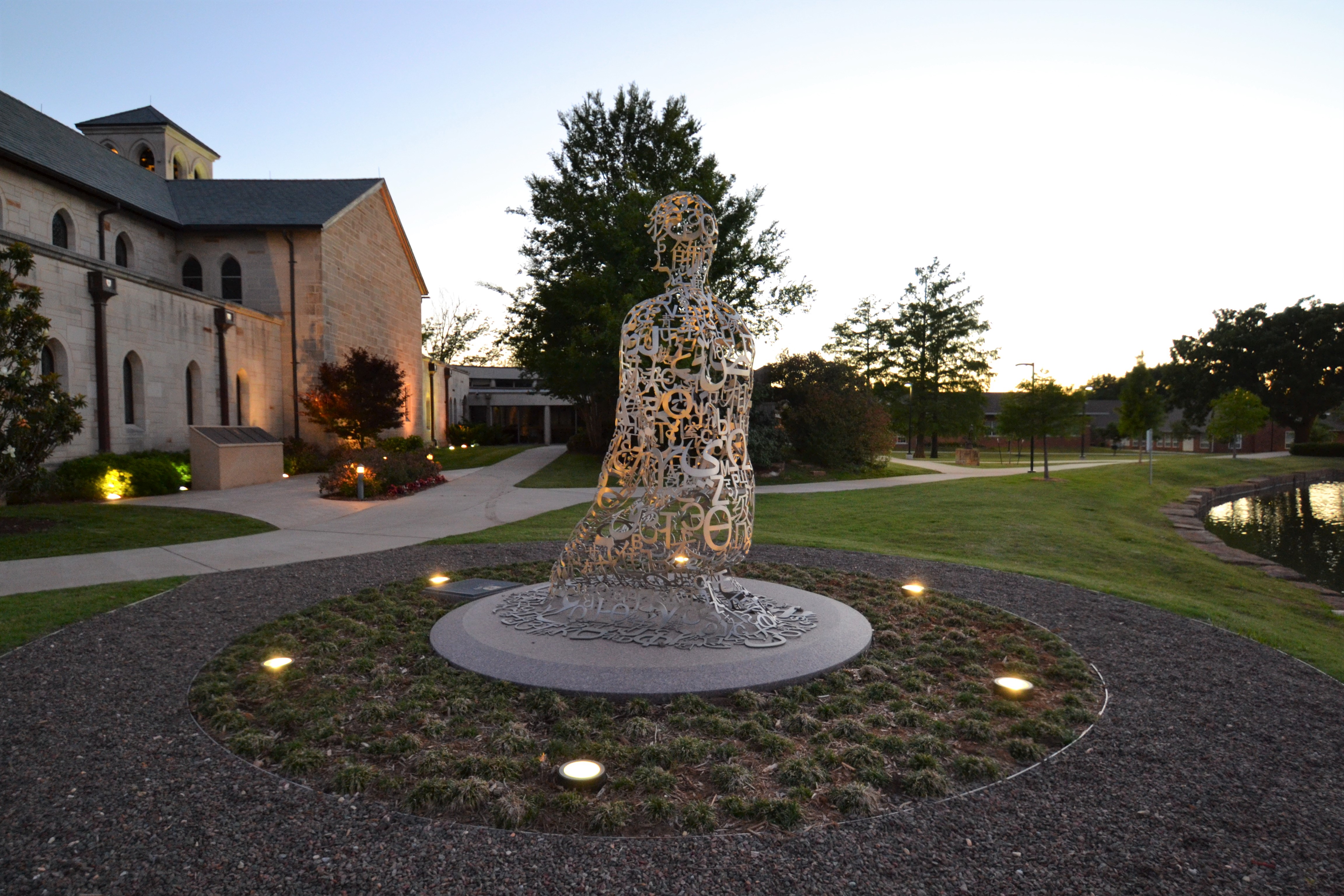Plensa Sculpture