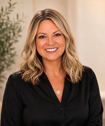 Kelly_Hollis_Brown_Bio_pic.jpg