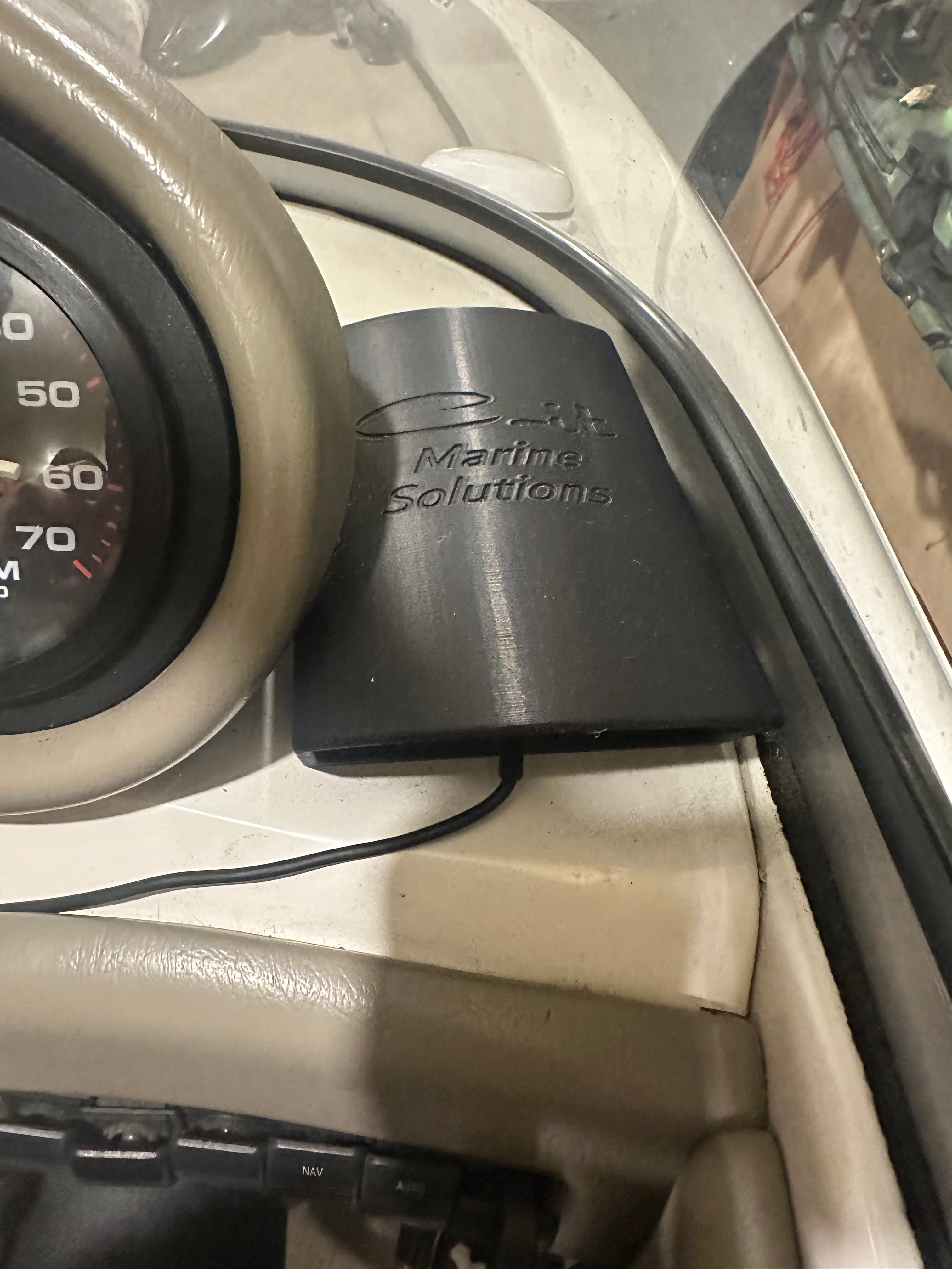 Marine Phone Holder/Charger Model T3.5