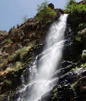 cascada1-649x1024.jpg