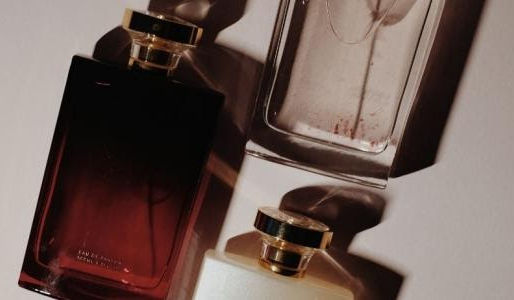 كيف تختار العطر المناسب لك | يافا