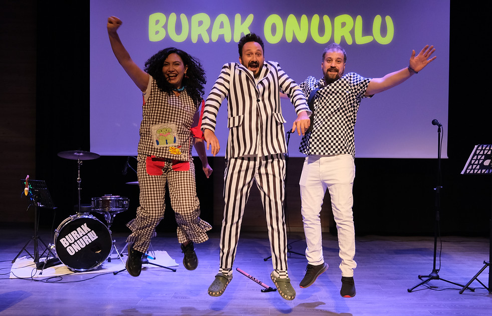 Burak Onurlu nun ekibi