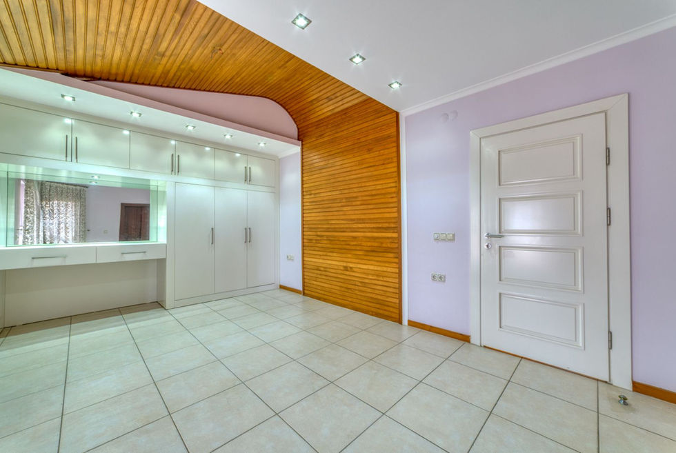 master bedroom angle 2 – villa for sale in Alanya Tosmur