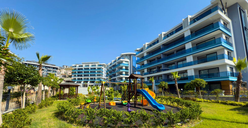 Eco Blue Kargicak residential project by Erel Construction with social facilities and sea view in Alanya