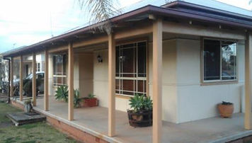 Fibro home transformation with sandstone wall cladding veneer - lightweight insulated exterior wall siding