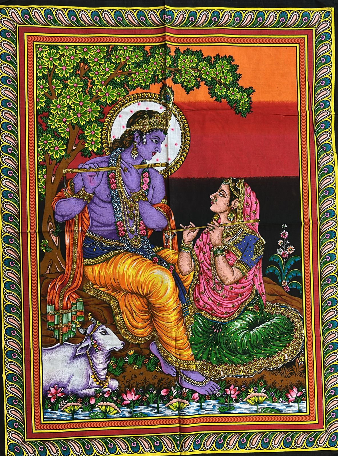 Panô Deuses Radha e Krishina Sentados Tocando Flauta