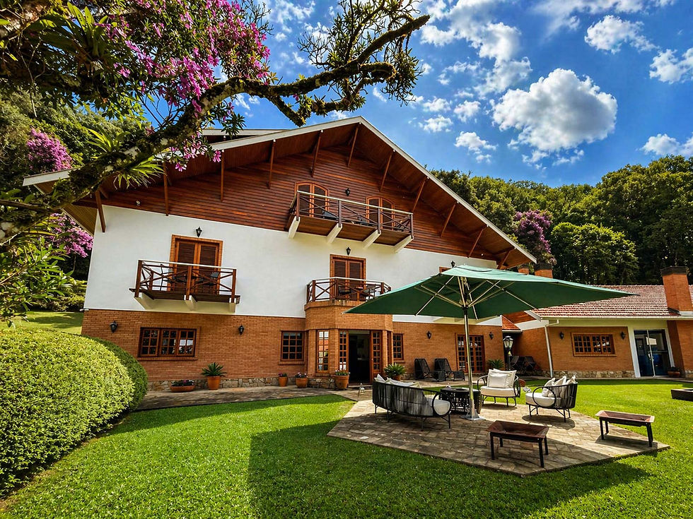 area-externa-acomodacao-romantica-tilia-campos-do-jordao_003_.jpg