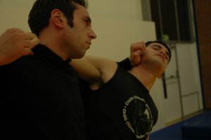 Side headlock defence 6