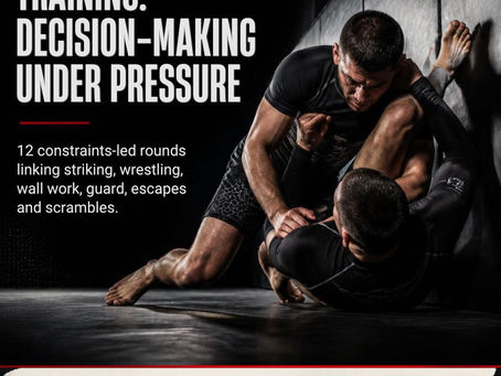 MMA training poster shows two grapplers on a mat under pressure, with text about decision-making and ClubbChimera.com/blog.