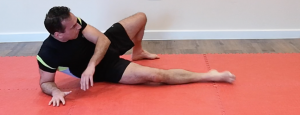 Shadow Scarf Hold